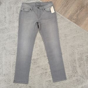 NWT! DL1961 GRAY ANKLE JEAN!